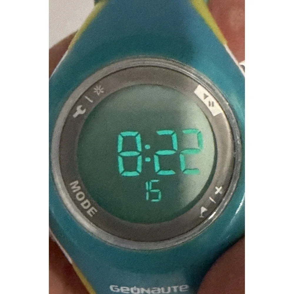 Geonaute Decathlon  New Battery Digital Ladies Watch 34MM 7.25
